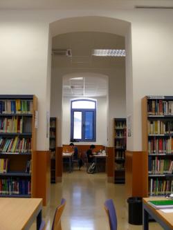 Biblioteca de la Facultad de Empresa y Gestión Pública